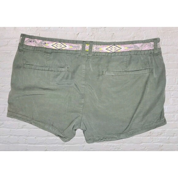 American Eagle Aztec Embroidered Shorts Size 12 Green Low Rise Festival Boho - Picture 3 of 6
